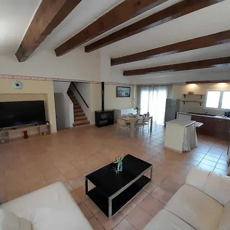 Villa Avec A Pied Et Grande Piscine Sainte-Marie