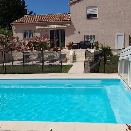 Avec A Pied Et Grande Piscine Villa Sainte-Marie